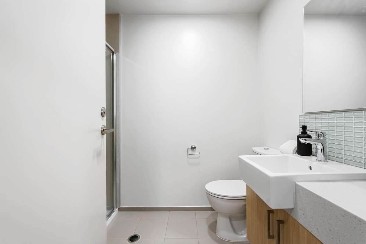 325/4 Wagener Place_5