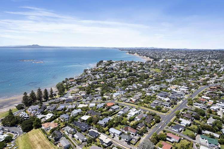 2/91 Deep Creek Road Waiake_31