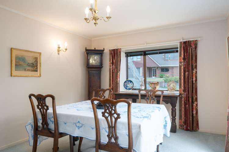 34 Burbank Crescent Churton Park_5