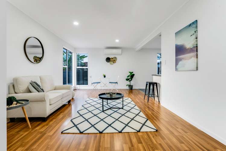 102 Flat Bush Road Clover Park_6