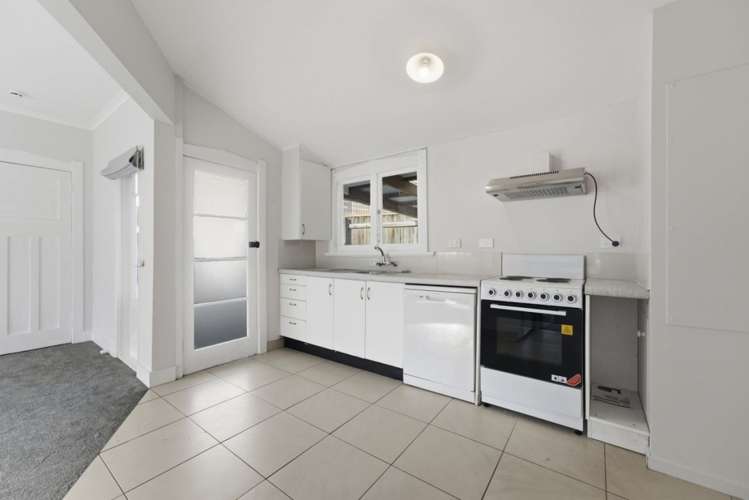 1/131 Vanguard Street_4