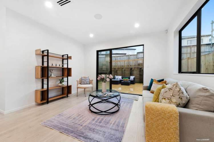 34 Drumnaconagher Road Flat Bush_9