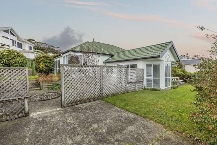 1 Tombane Terrace Papakowhai_21