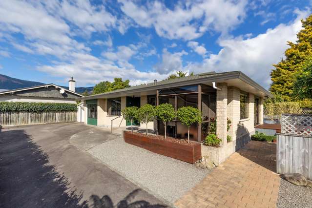 2/63 Neale Avenue Stoke_2