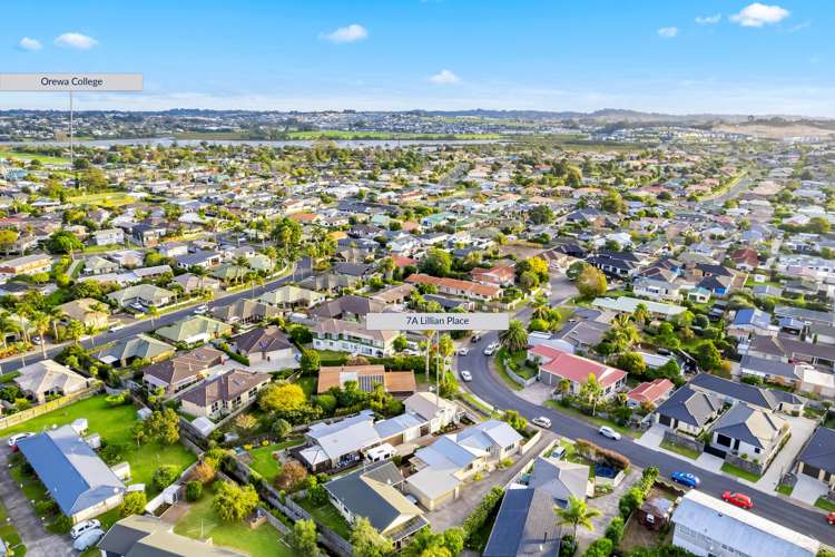 1/7 Lillian Place Orewa_23