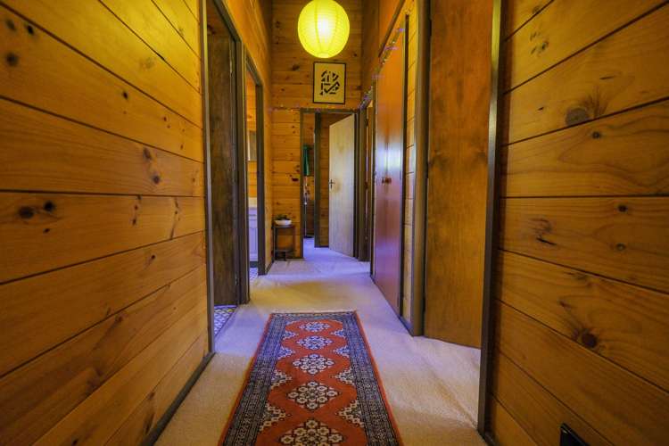 23 Riverbank Road Okoia_22