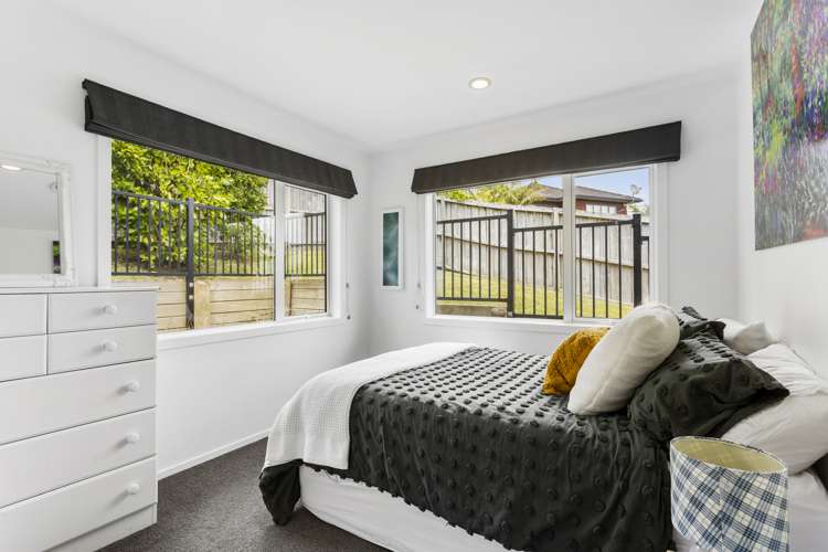 6 Stephanie Close Glenfield_17