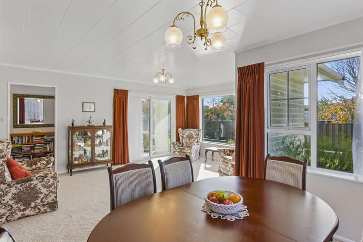 2 Gabriel Street Raumati Beach_3