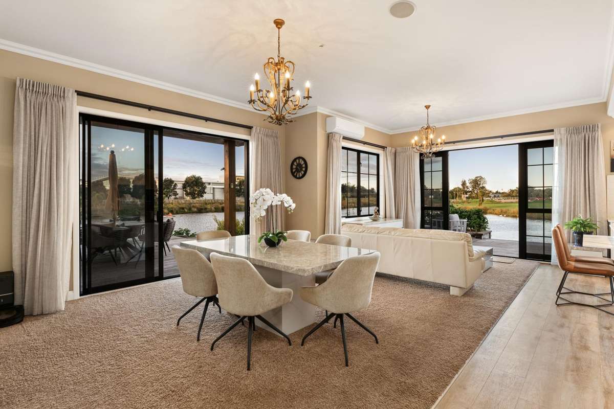 166 Oriental Parade_2