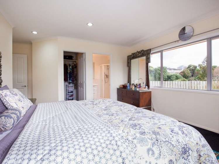 25 Montrose Place Highlands Park_20