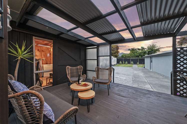 194 Springs Road Hornby_25