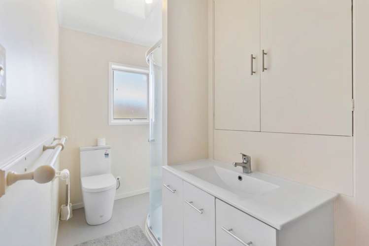 6/24 Arawa Street New Lynn_12