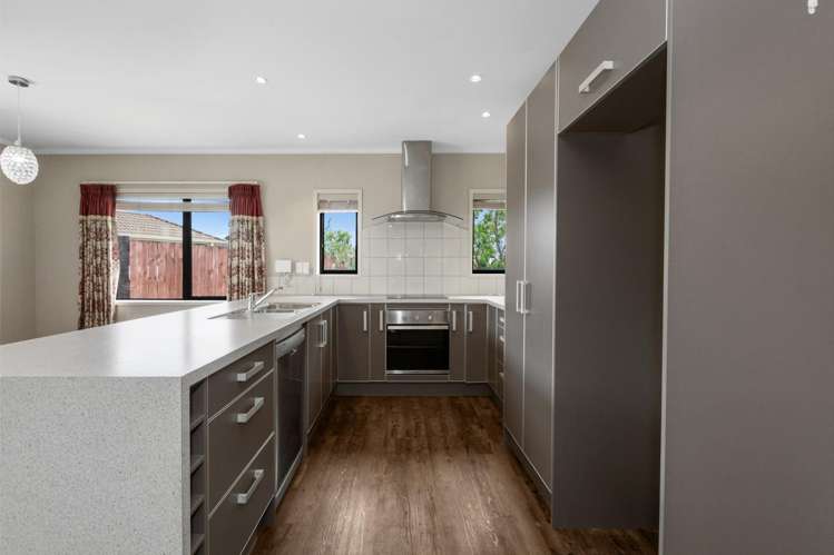 90 Stirling Drive Morrinsville_11