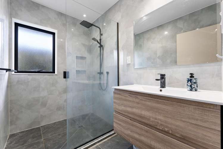 5 Holman Road Te Atatu Peninsula_7