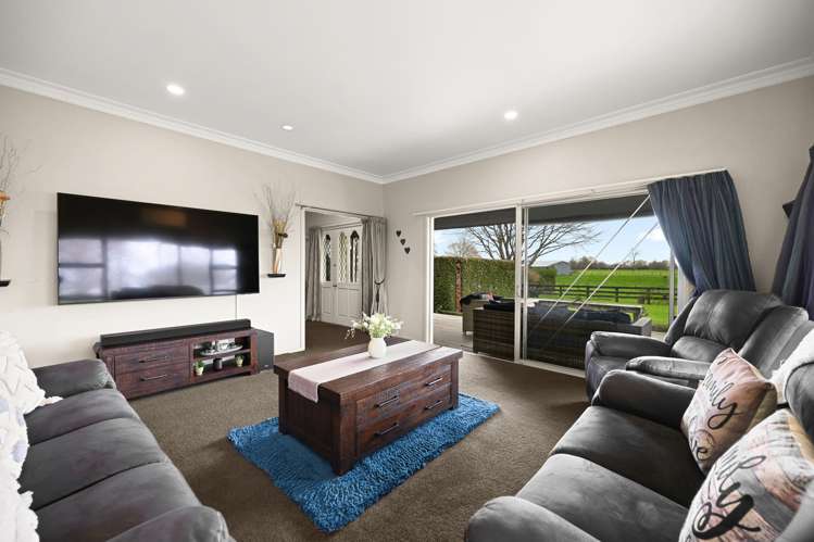 118 Cochrane Road Ngahinapouri_9