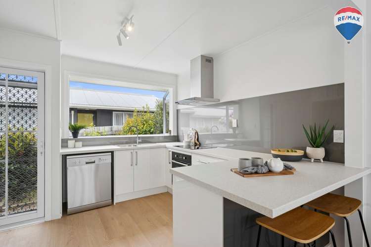 87a Main Road Wainuiomata_6