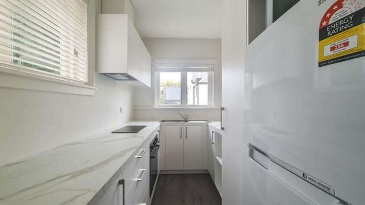 2/53 Gloucester Street_0