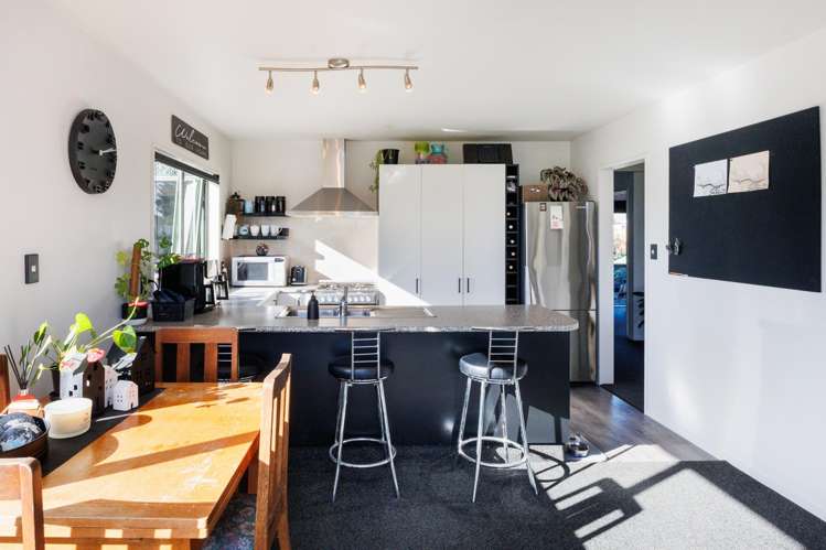 5 Abby Road Fitzherbert_10
