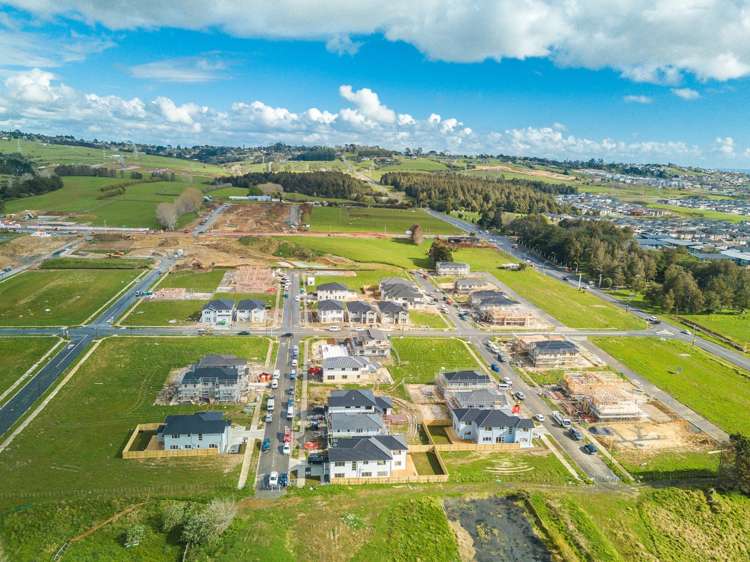 16 Eastfield Avenue Flat Bush_23