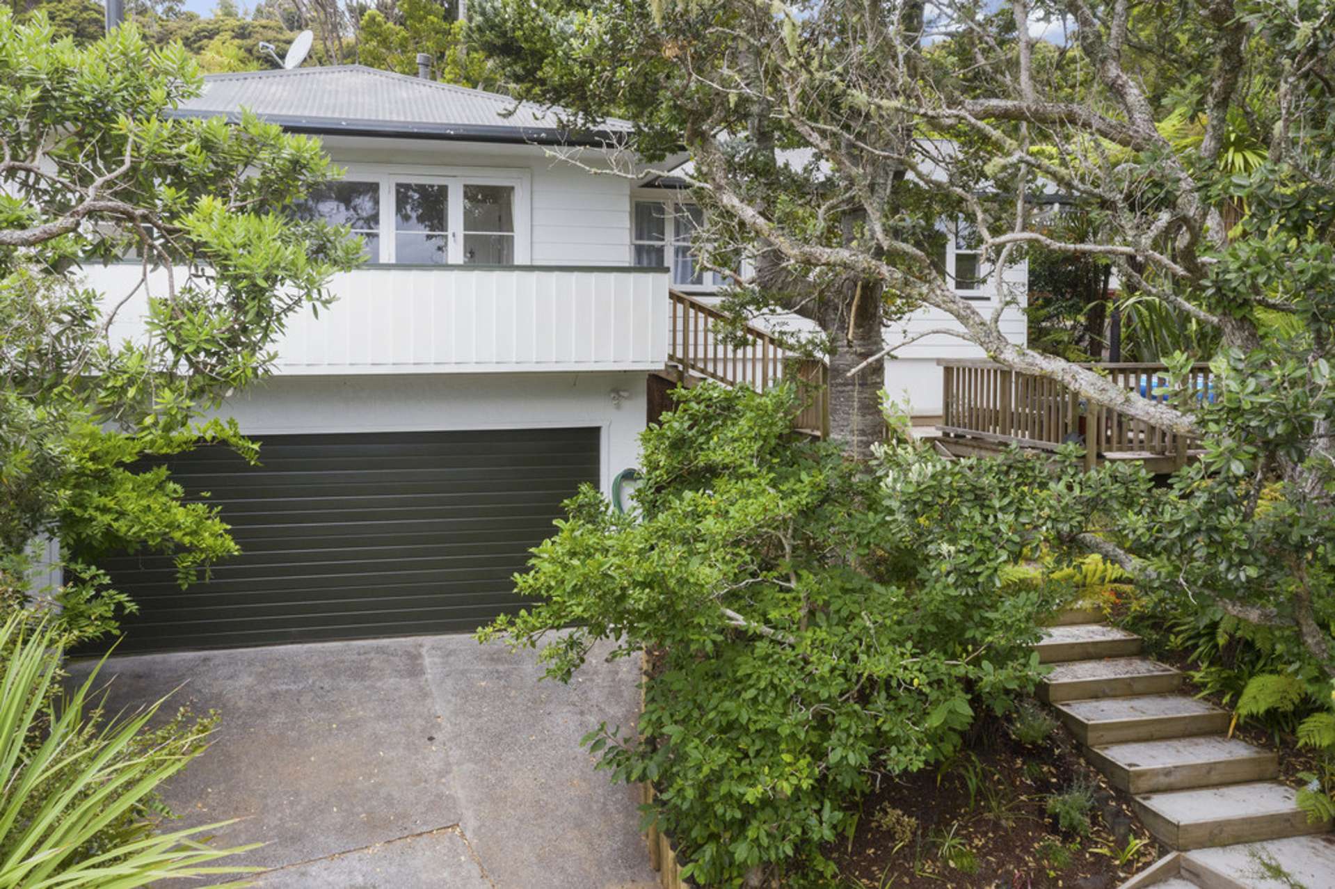 63 Woodfern Crescent Titirangi_0