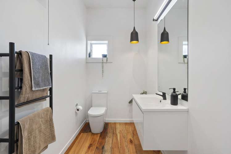 4 Martin Avenue Mount Albert_10