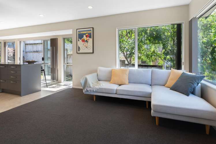 682C Beach Road Browns Bay_12
