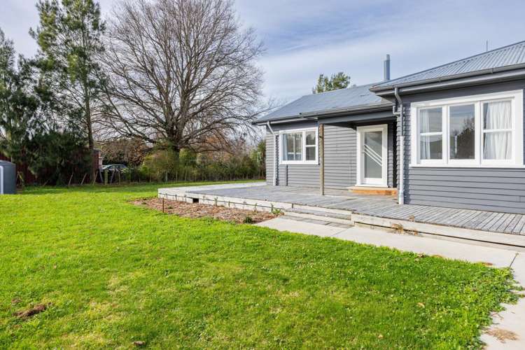 9c Lawrence Street Otane_12