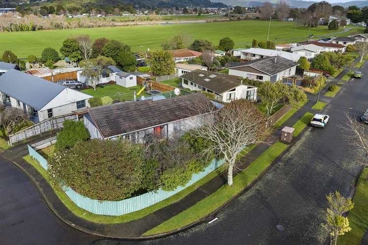 26 Kentucky Street Totara Park_21