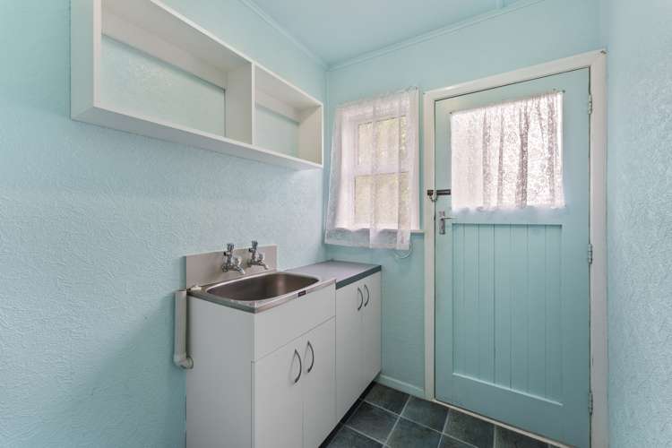 4 Heath Street Wainuiomata_15