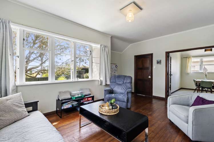 325 Lake Road Hauraki_7