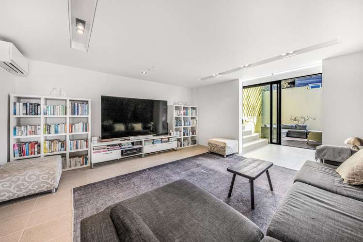 303 Beach Road Campbells Bay_19