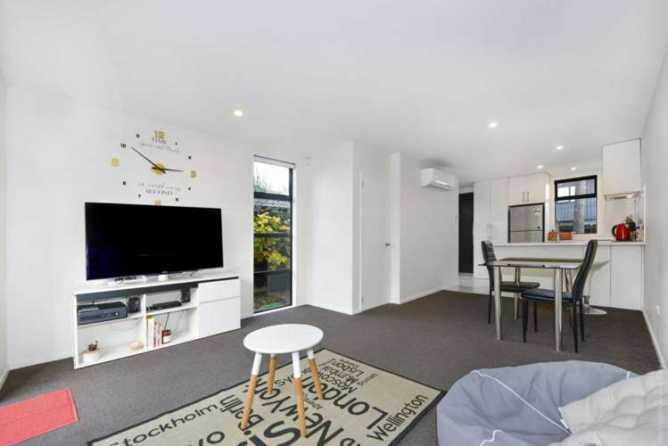 8/68 Barbour Street Waltham_8