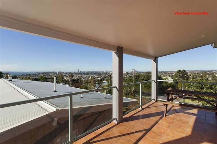 63 Seaview Road Castor Bay_5