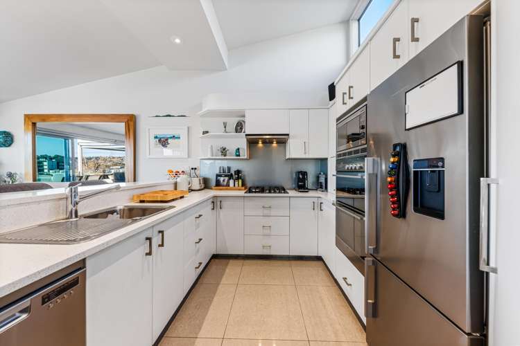 2/12 Browns Bay Road Rothesay Bay_8