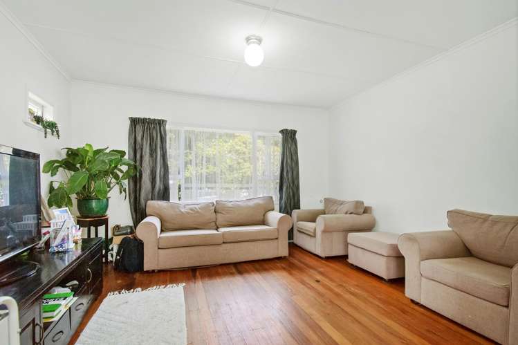 39 Hine Road Wainuiomata_1