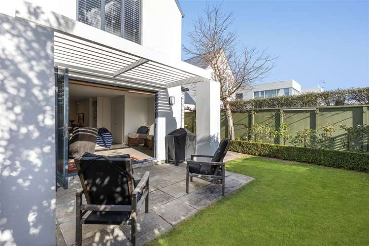 43 Cox Street Merivale_11