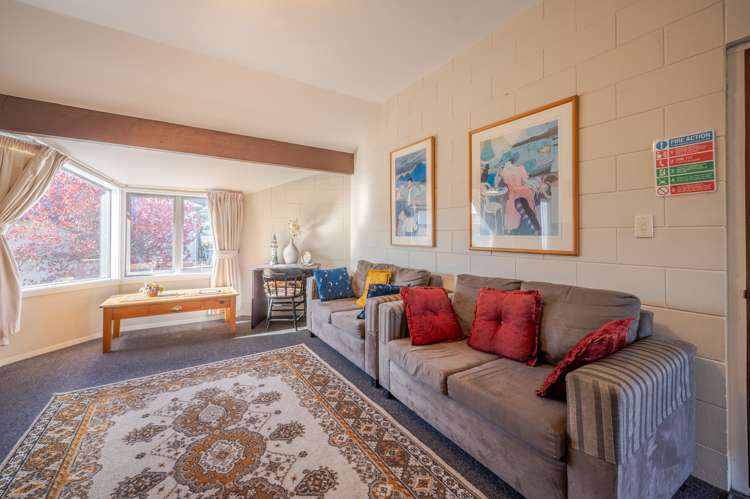 2e Church Street Akaroa_11