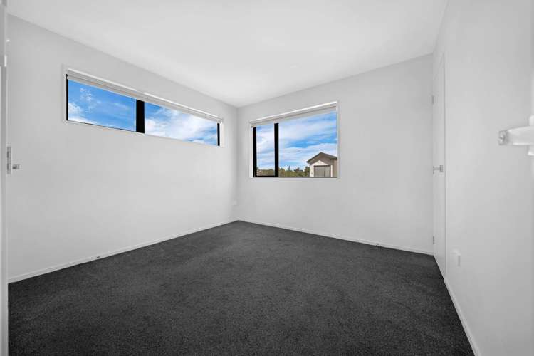 1/15 Rush Place Mangere_11