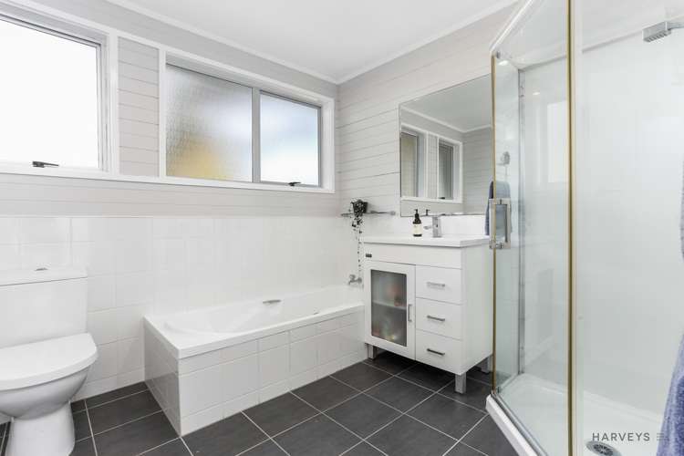 7 Stallard Place Glen Eden_10