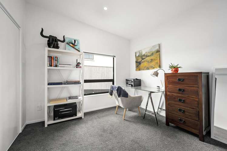 4C Ferry Road Days Bay_11