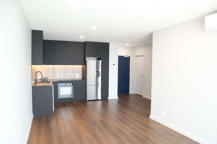 404/2 Launch Road Hobsonville_3