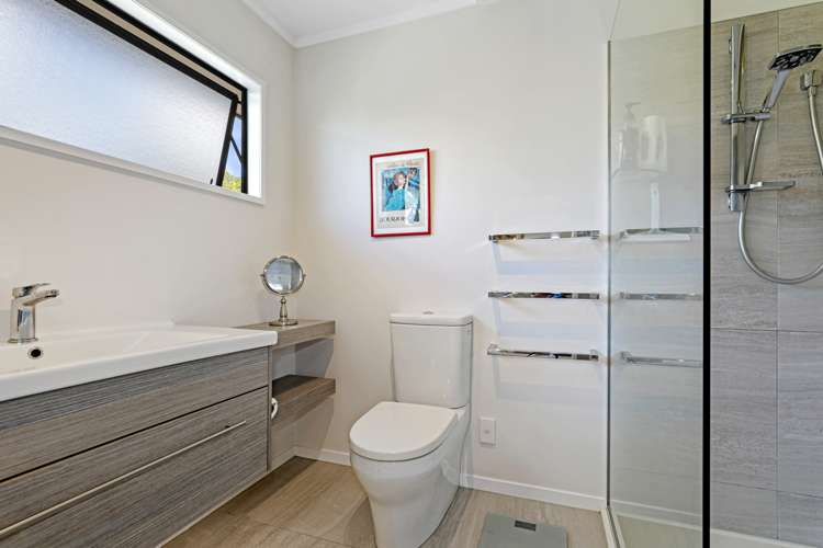 2/14 Mere Road Taupo_19