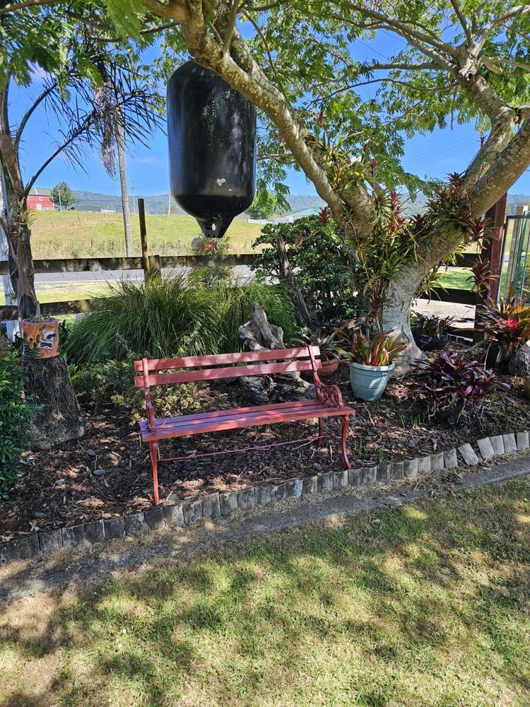 1692 East Coast Road Whakatiwai_20