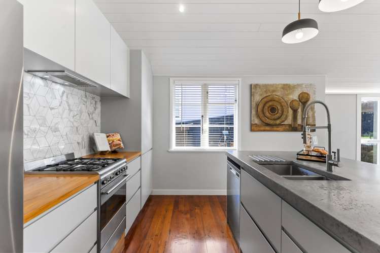 109 Owairaka Avenue Mount Albert_4