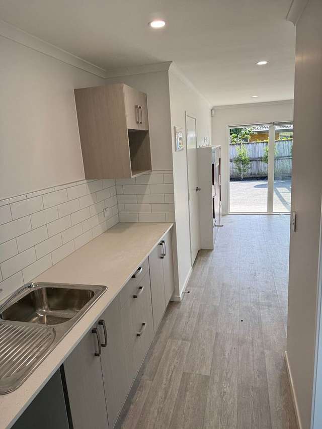 2/7 Tulloch Place Conifer Grove_2