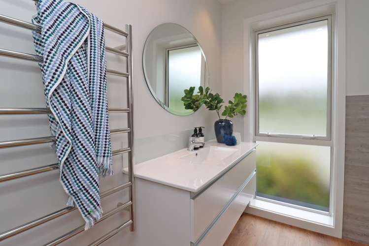 21 Trailview Lane Weston_17