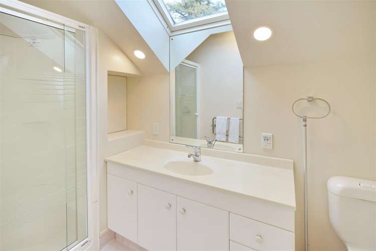 2/18 Pelorus Place Harewood_14