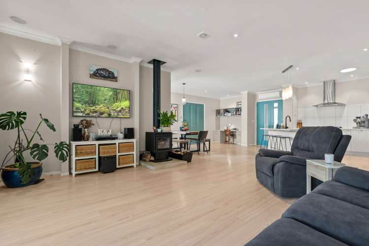 6 Horsley Grove Pyes Pa_7