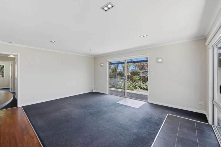 47 Taihiki Road Clarks Beach_16