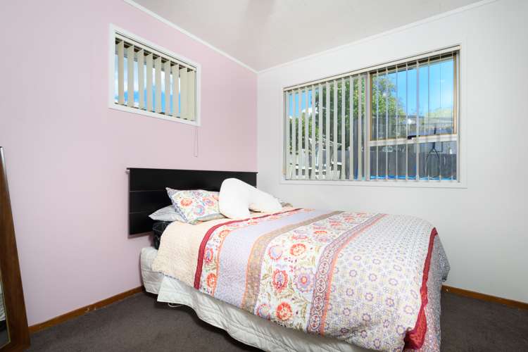 26 Solar Road Glen Eden_12